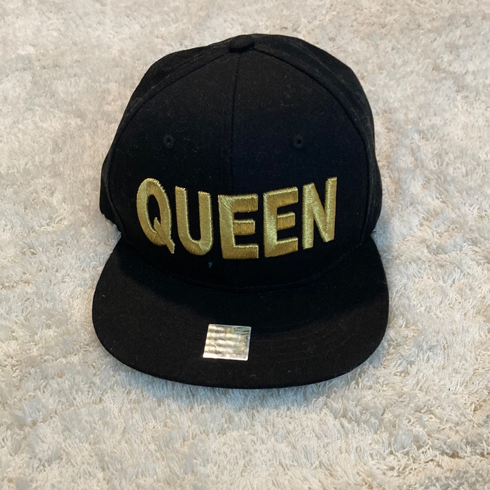 👑 Queen adjustable cap